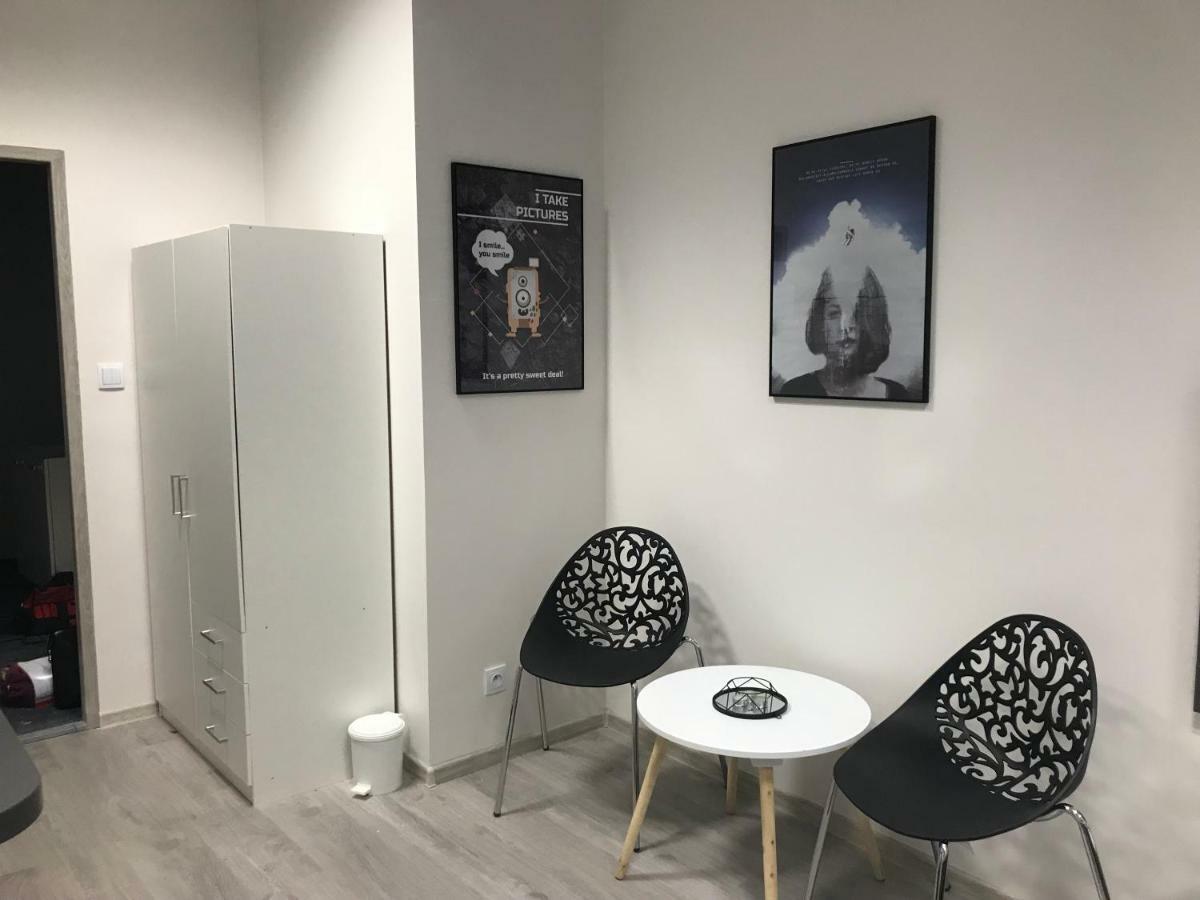 Vabank Apartamenty W Centrum Zielona Góra Buitenkant foto